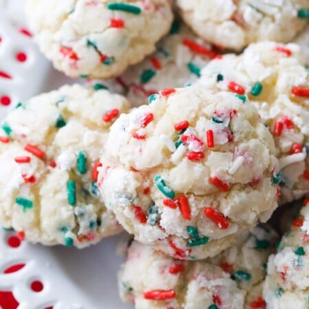 Christmas Gooey Butter Cookies Recipe - Easy Christmas Cookies - Cake Mix Cookies - Gooey Butter Recipe #ChristmasCookies #Christmas #Holiday #Cookies