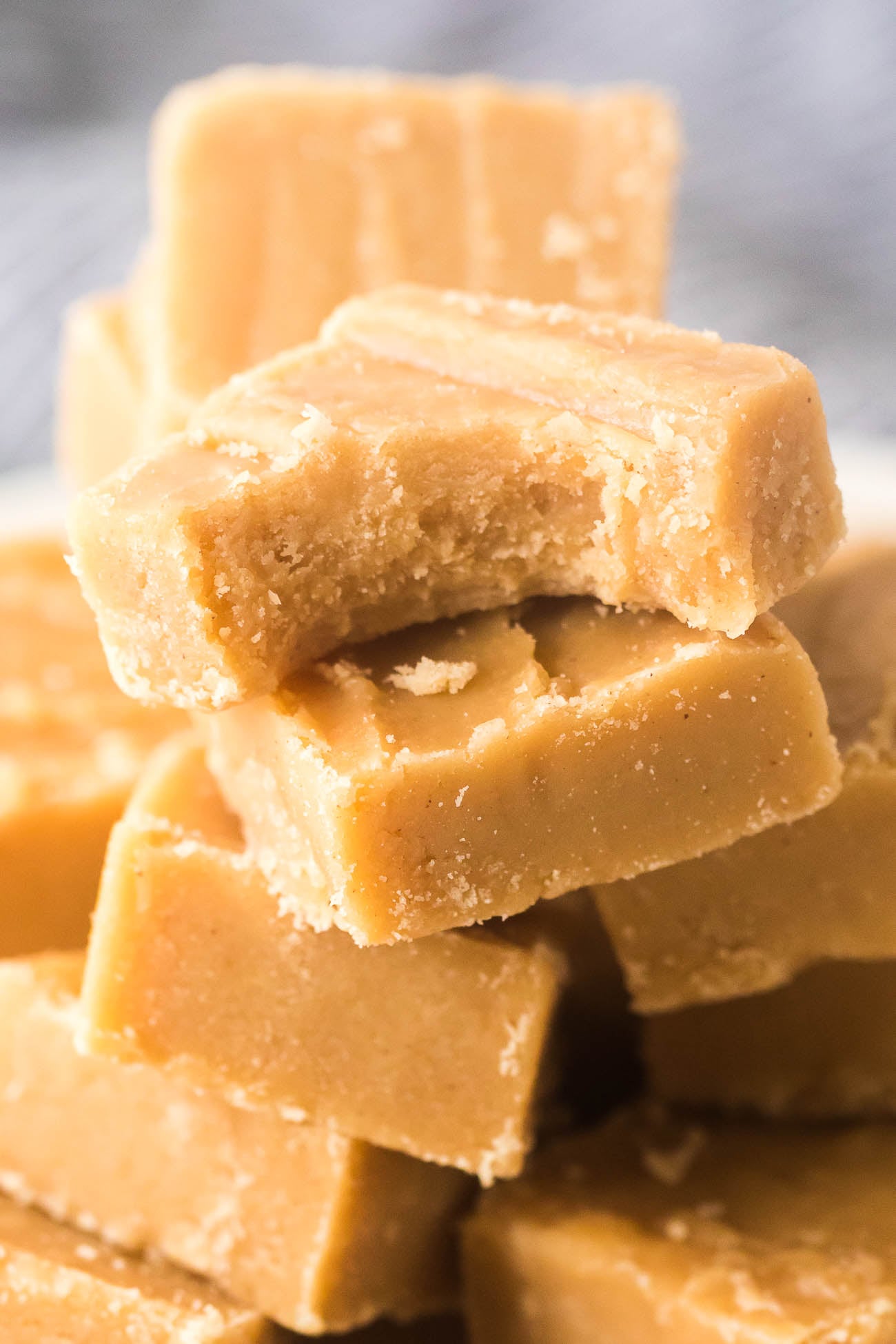 close up of peanut butter fudge on a plate