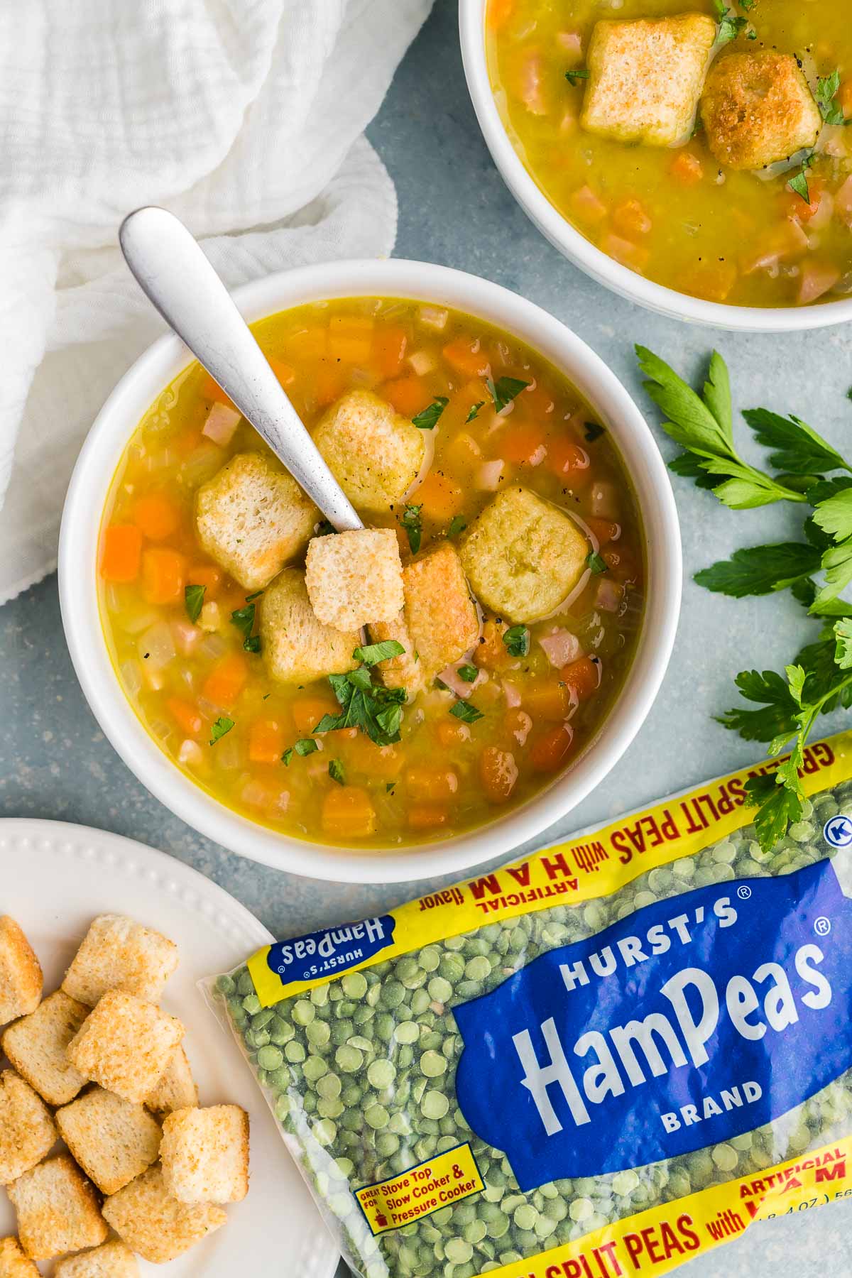 split pea soup with ham and coutons