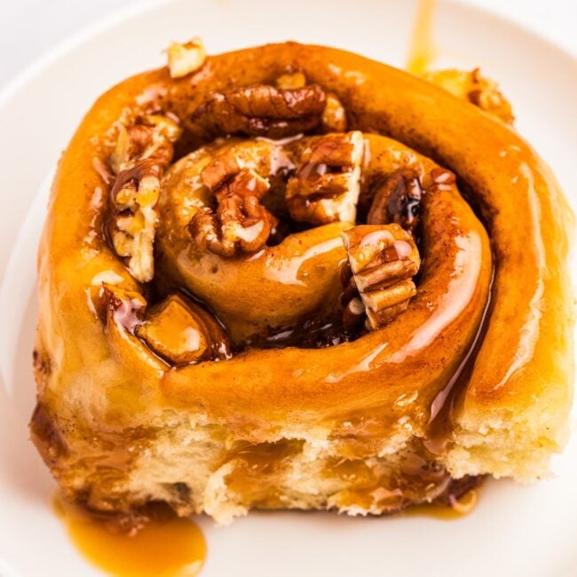 Caramel Pecan Cinnamon Rolls