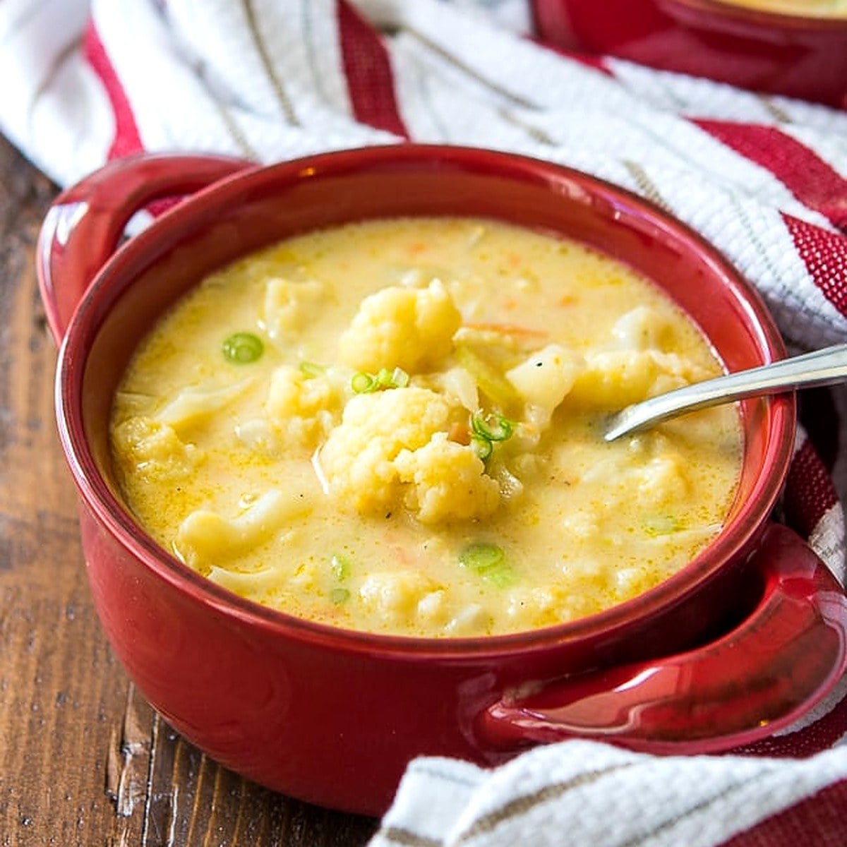 Cheesy Cauliflower Soup