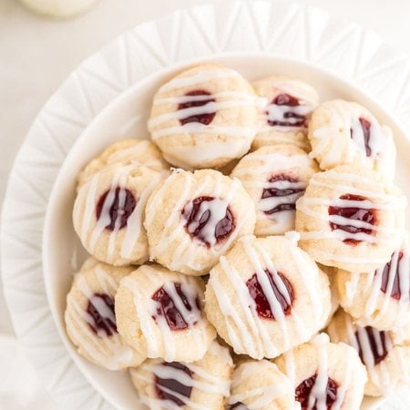 Raspberry Almond Shortbread Cookies