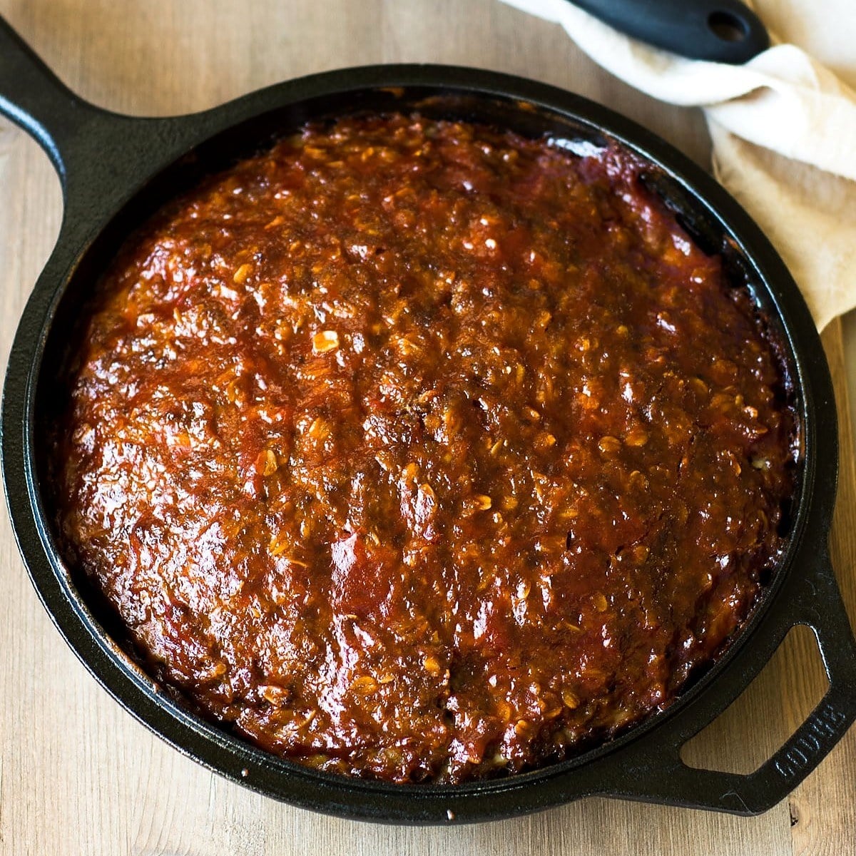 Old-Fashioned Skillet Meatloaf