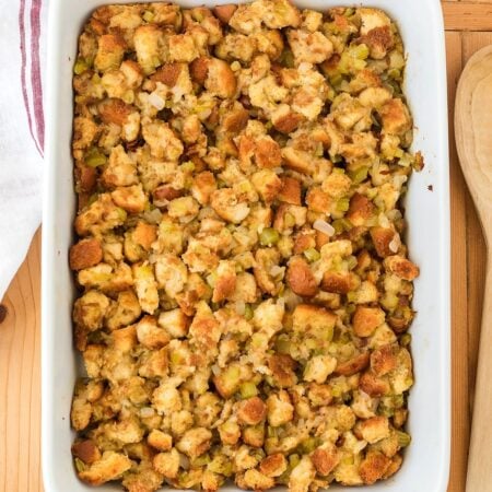 Old Fashioned Thanksgiving Dressing