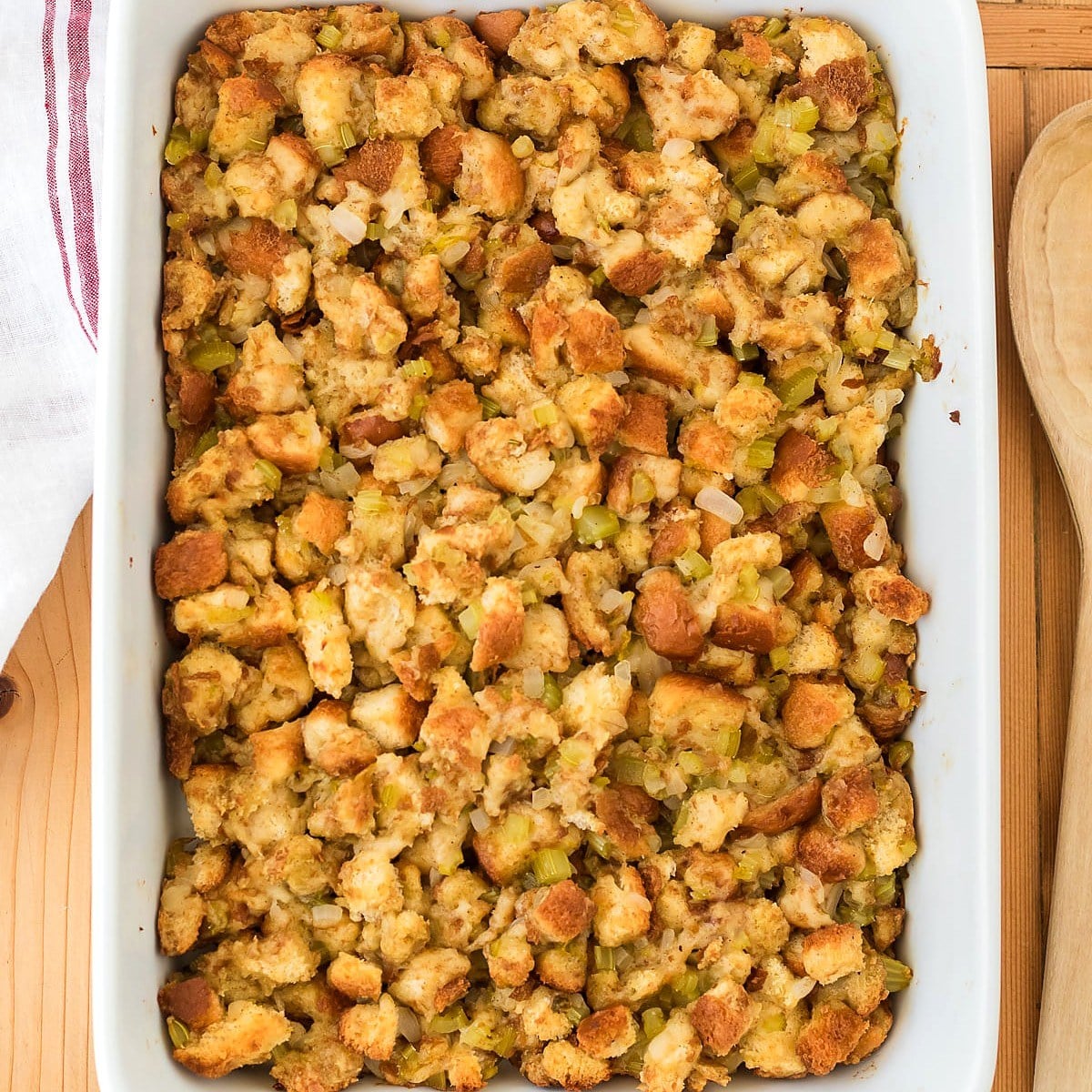 Old Fashioned Thanksgiving Dressing